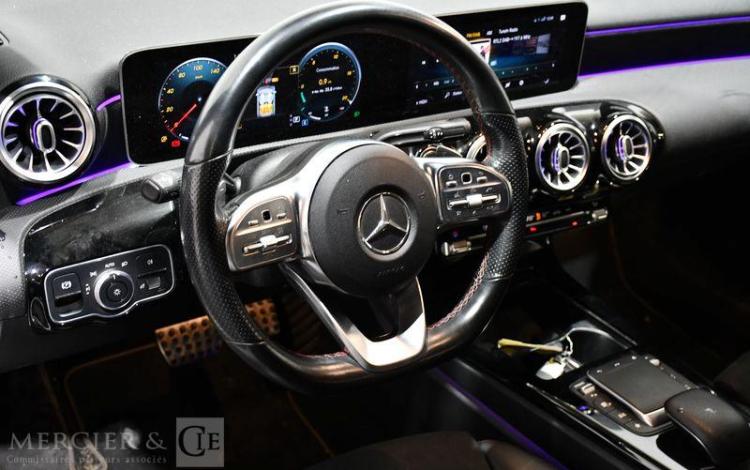 MERCEDES CLASSE A 1.3 180 135CH AMG LINE 7G-DCT BVA BLANC FQ-102-HX