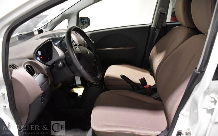 CITROEN C-ZERO CONFORT BLANC FQ-499-WK