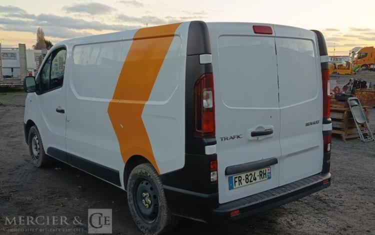 RENAULT TRAFIC 1.6 DCI 95 1T0 L1H1 GRAND-CONFORT 97292 KMS – ANNEE 2020 BLANC FR-824-RH