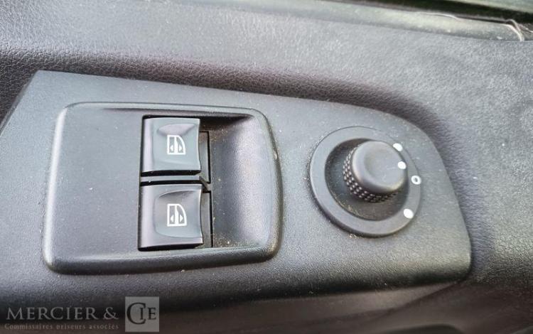 RENAULT TRAFIC 1.6 DCI 95 1T0 L1H1 GRAND-CONFORT 97292 KMS – ANNEE 2020 BLANC FR-824-RH