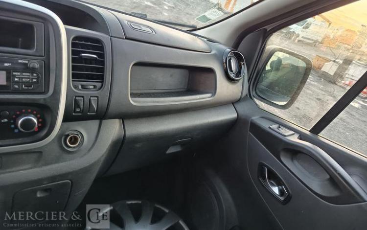 RENAULT TRAFIC 1.6 DCI 95 1T0 L1H1 GRAND-CONFORT 97292 KMS – ANNEE 2020 BLANC FR-824-RH