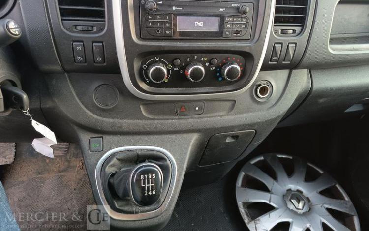 RENAULT TRAFIC 1.6 DCI 95 1T0 L1H1 GRAND-CONFORT 97292 KMS – ANNEE 2020 BLANC FR-824-RH