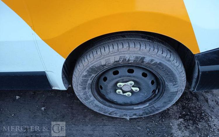 RENAULT TRAFIC 1.6 DCI 95 1T0 L1H1 GRAND-CONFORT 97292 KMS – ANNEE 2020 BLANC FR-824-RH