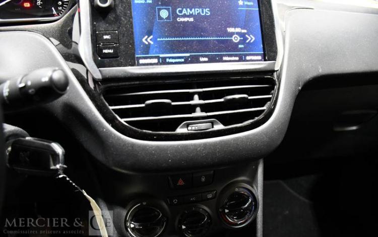 PEUGEOT 208 AFFAIRE 5P PREMIUM BLUE HDI BLANC FR-838-EE