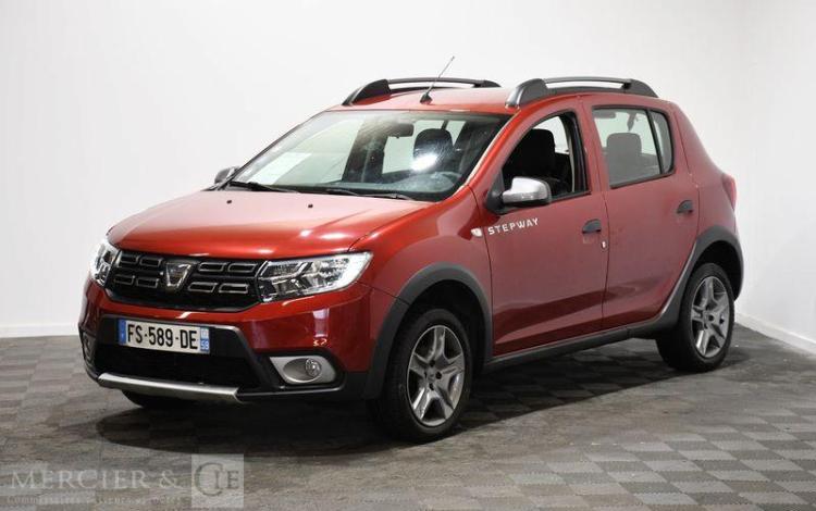 DACIA SANDERO URBAN STEPWAY SCE 75 ROUGE FS-589-DE