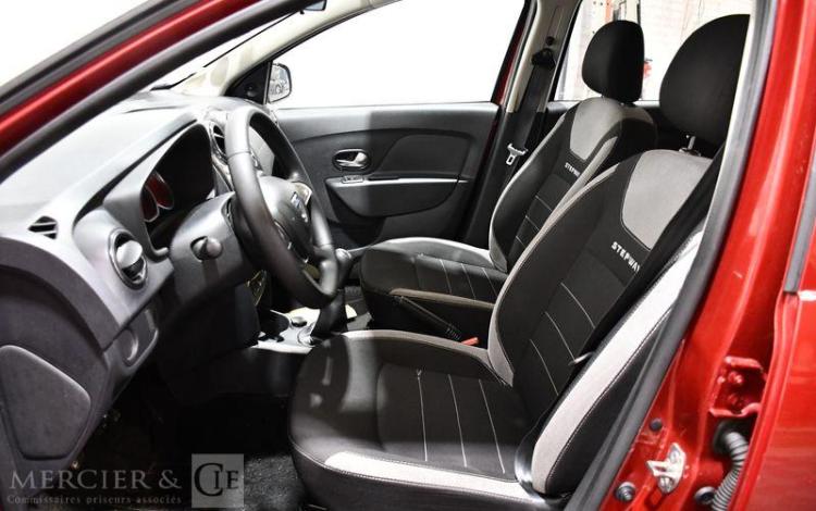DACIA SANDERO URBAN STEPWAY SCE 75 ROUGE FS-589-DE