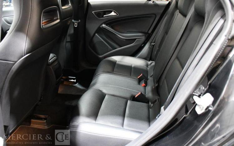 MERCEDES CLA SHOOTING BREAK CDI 200 NOIR FS-796-PT