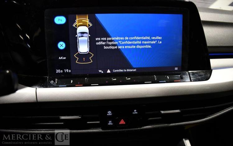 VOLKSWAGEN GOLF A8 2,0 TDI 115 NOIR FT-494-QA