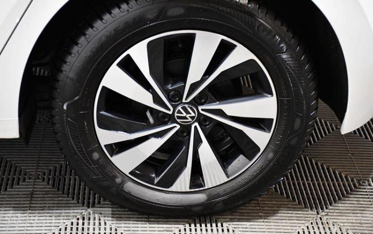 VOLKSWAGEN POLO STE BLANC FV-610-FE