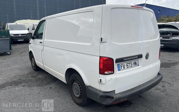 VOLKSWAGEN TRANSPORTER T6 L1H1 2.0 TDI 110 BLANC FV-673-HN