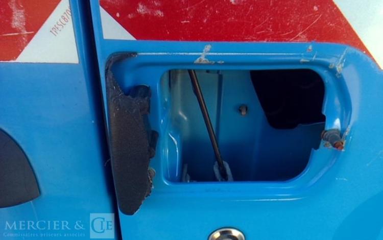 RENAULT MASTER 2.5 DCI 100 35 L2H2 CONFORT BLEU FW-252-XN