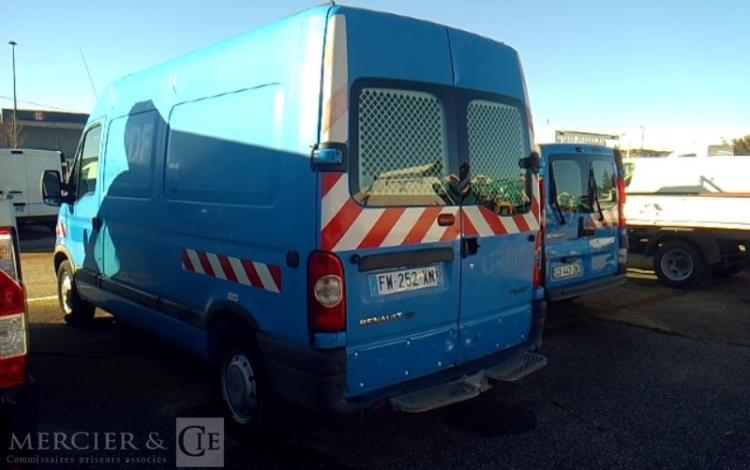 RENAULT MASTER 2.5 DCI 100 35 L2H2 CONFORT BLEU FW-252-XN