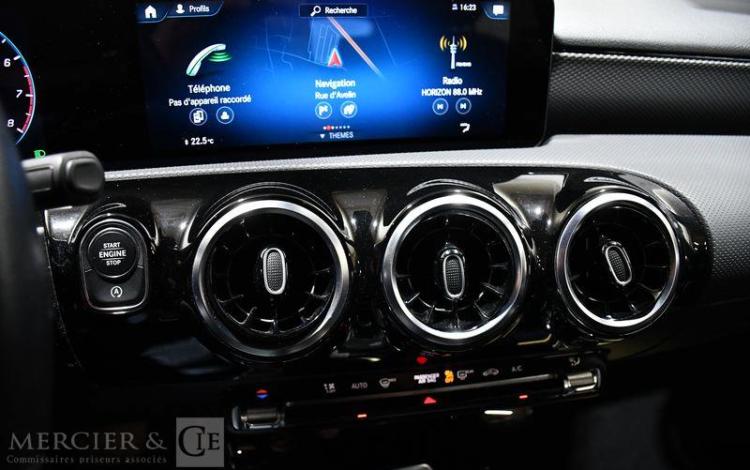 MERCEDES CLASSE A 180 PROGRESSIVE LINE NOIR FW-437-FG