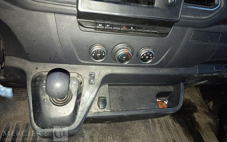 RENAULT MASTER BLEU FW-493-FB