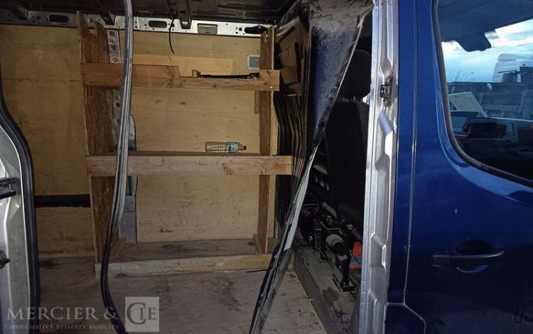 RENAULT MASTER BLEU FW-493-FB