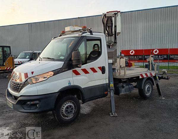 IVECO DAILY 35S14H AVEC NACELLE FRANCE ELEVATEUR 141 TLE – 12M – 344 HEURES- AN 2020 BLANC FW-805-AX