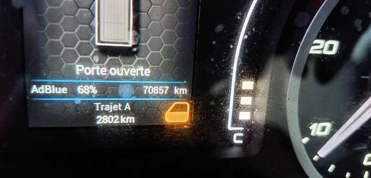 IVECO DAILY 35S14H AVEC NACELLE FRANCE ELEVATEUR 141 TLE – 12M – 344 HEURES- AN 2020 BLANC FW-805-AX