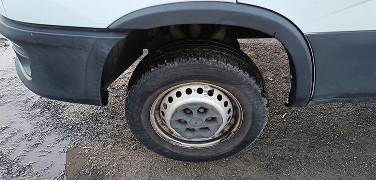 IVECO DAILY 35S14H AVEC NACELLE FRANCE ELEVATEUR 141 TLE – 12M – 344 HEURES- AN 2020 BLANC FW-805-AX