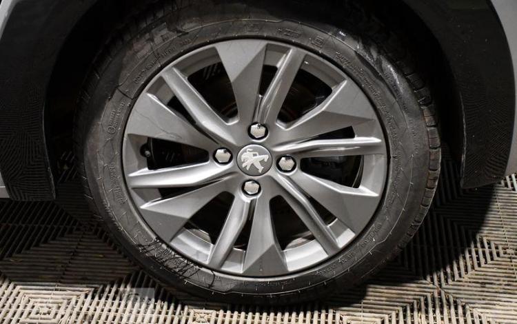 PEUGEOT E-208 ELECTRIC 135 50KWH ALLURE BVA GRIS FW-820-BN