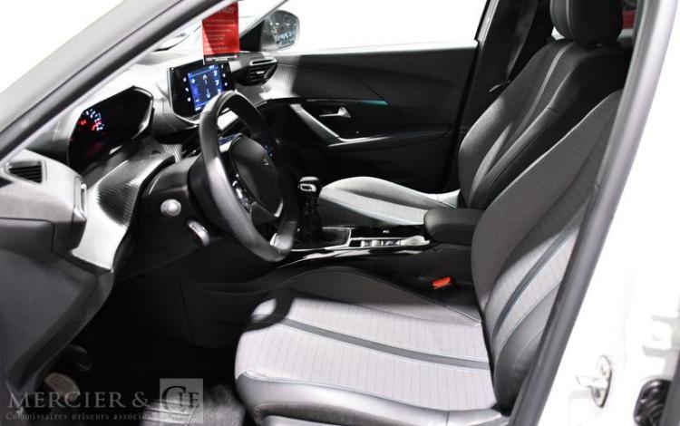 PEUGEOT 2008 ALLURE PURETECH 100 BLANC FX-473-WL