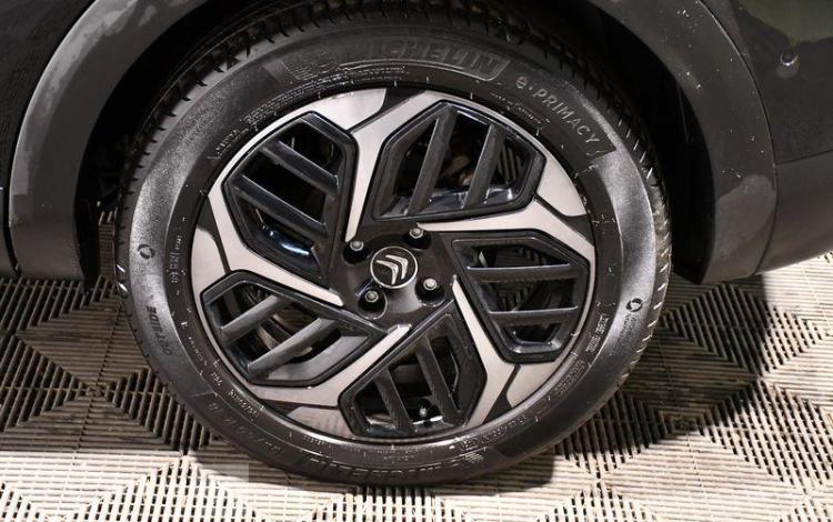 CITROEN C4 BLUEHDI 130 S&S EAT8 FEEL NOIR FY-008-QE