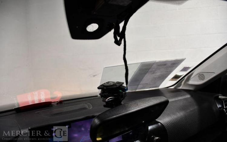 CITROEN C4 BLUEHDI 130 S&S EAT8 FEEL NOIR FY-008-QE