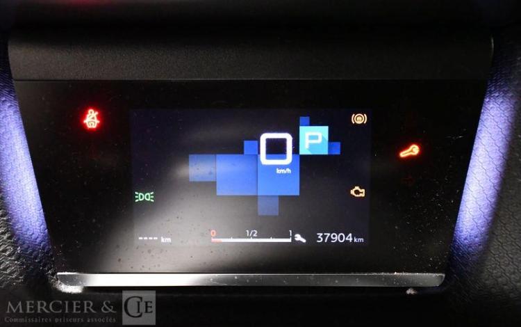 CITROEN C4 BLUEHDI 130 S&S EAT8 FEEL NOIR FY-008-QE