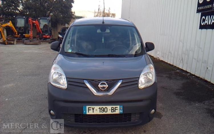 NISSAN NV250 GRIS FY-190-BF