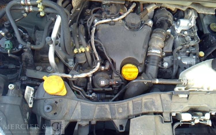 NISSAN NV250 GRIS FY-190-BF