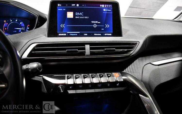 PEUGEOT 3008 HDI 130 ALLURE EAT8 NOIR FY-677-QY