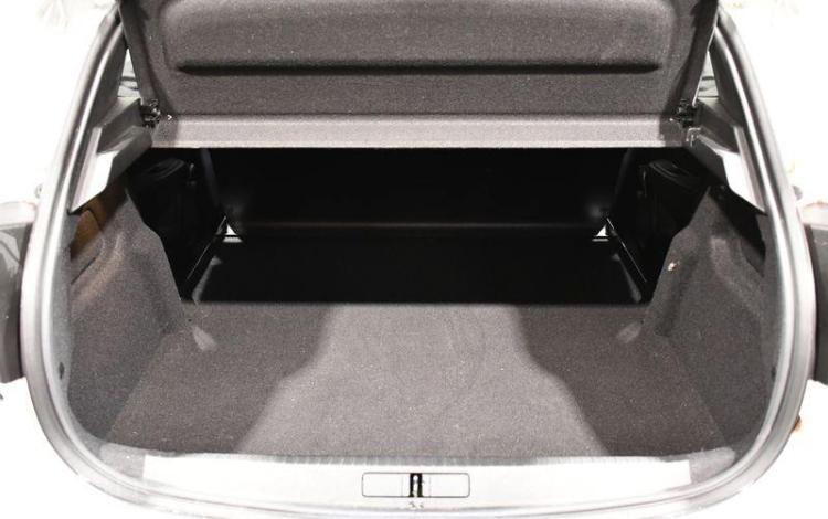 PEUGEOT 208 STE 1,6 BLUE HDI 100 PREMIUM PACK BLANC FZ-500-FH