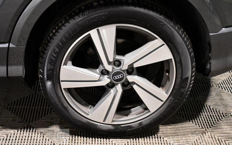 AUDI Q2 1.5 35 TFSI 150 SPORT ATTRACTION S-TRONIC BVA GRIS FZ-782-HD