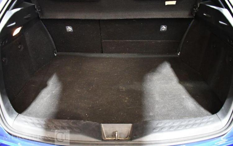 TOYOTA C-HR HYBRIDE BLEU FZ-866-SB