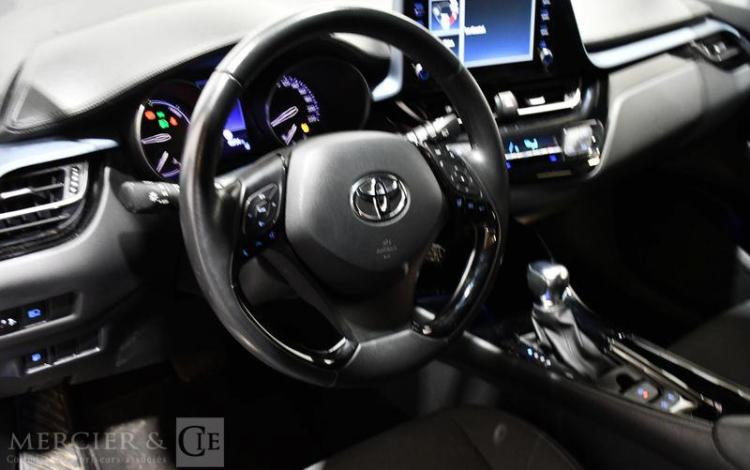 TOYOTA C-HR HYBRIDE BLEU FZ-866-SB