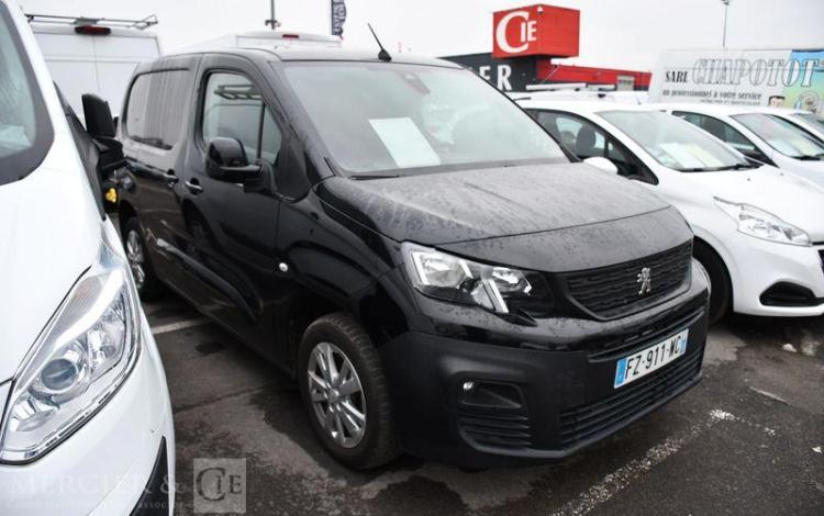 PEUGEOT PARTNER ASPHALT STANDARD 650kg BLUEHDI NOIR FZ-911-WC