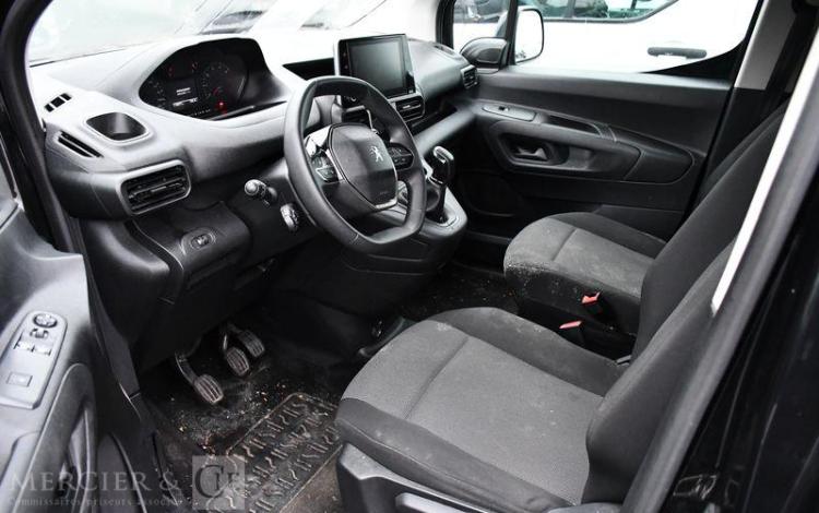 PEUGEOT PARTNER ASPHALT STANDARD 650kg BLUEHDI NOIR FZ-911-WC