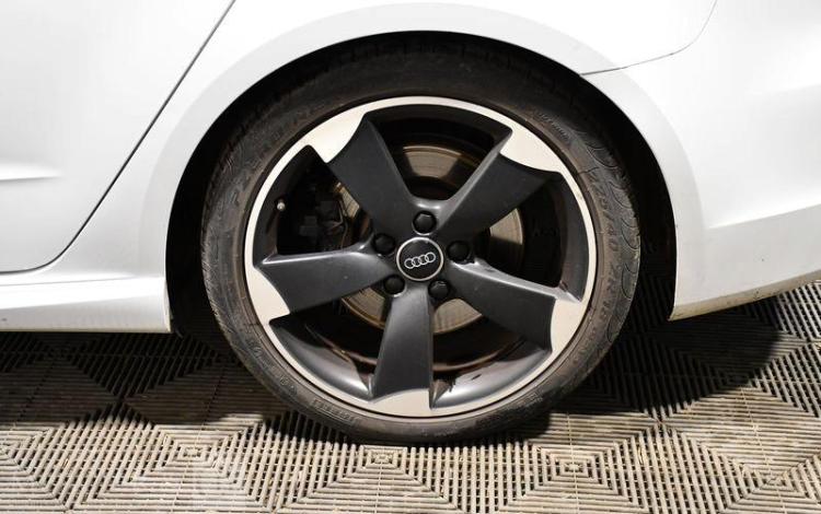 AUDI S3 SPORTBACK 2,0 TFSI 300 QUATTRO S-TRONIC BVA BLANC GA-102-YT