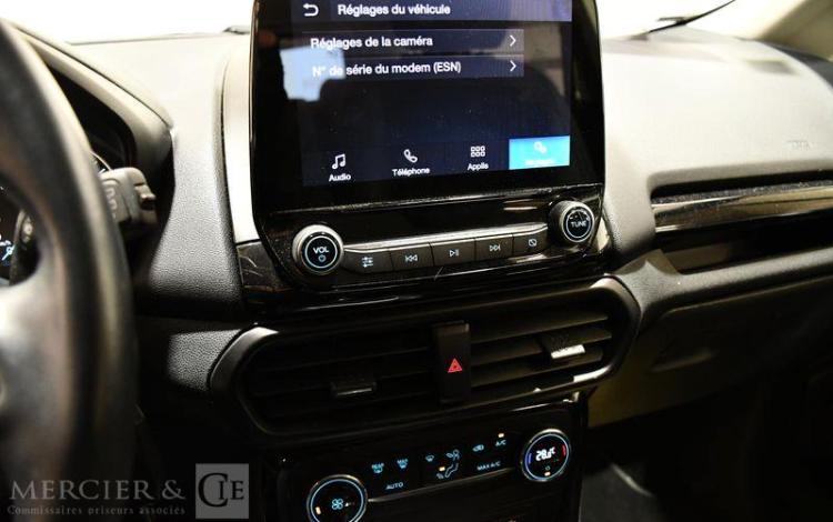 FORD ECOSPORT TITANIUM BLANC GA-733-CC