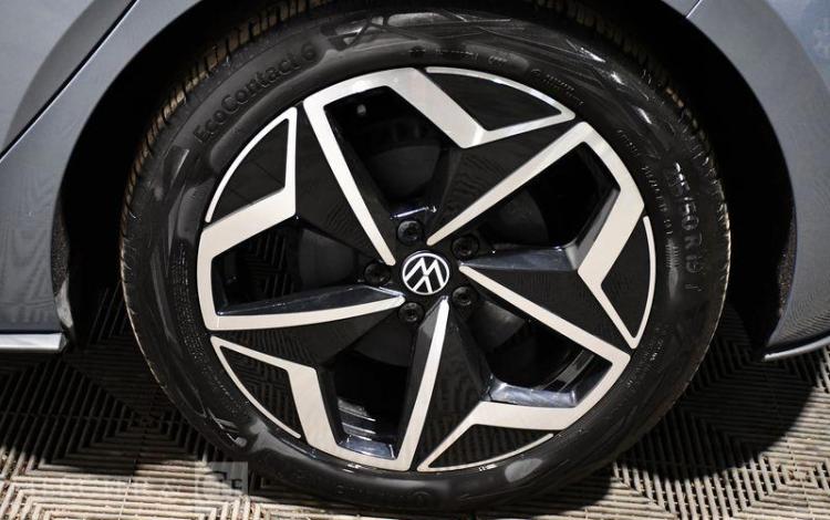 VOLKSWAGEN ID 3 PRO TOUR 150 kwh GRIS GA-843-JM