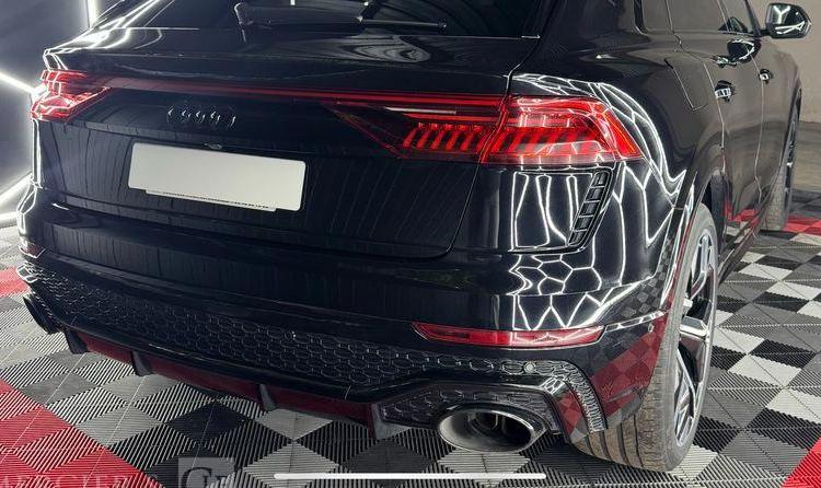 AUDI RSQ8  GA664LK