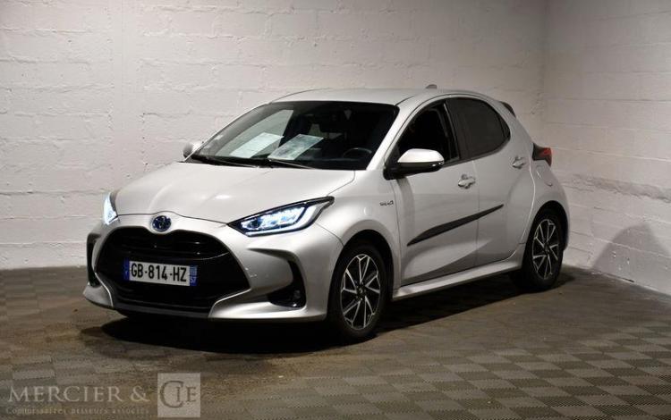 TOYOTA YARIS vente uniquement à pro car immo police GRIS GB-814-HZ