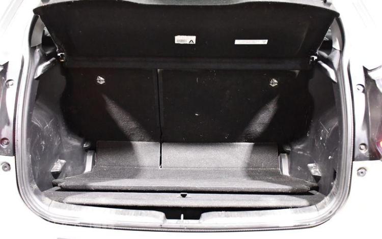 TOYOTA YARIS vente uniquement à pro car immo police GRIS GB-814-HZ