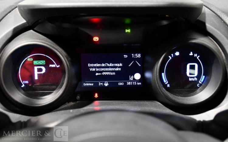 TOYOTA YARIS vente uniquement à pro car immo police GRIS GB-814-HZ