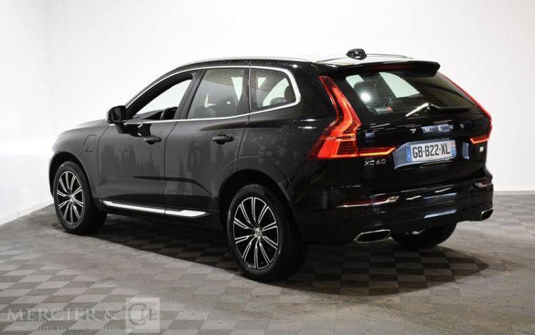 VOLVO XC60 T6 INSLUX 4M NOIR GB-822-XL