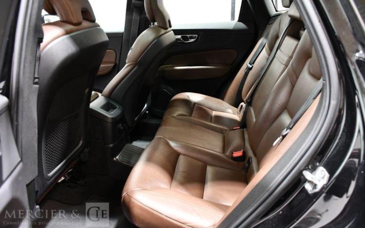 VOLVO XC60 T6 INSLUX 4M NOIR GB-822-XL