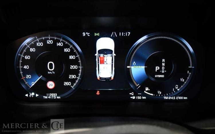 VOLVO XC60 T6 INSLUX 4M NOIR GB-822-XL