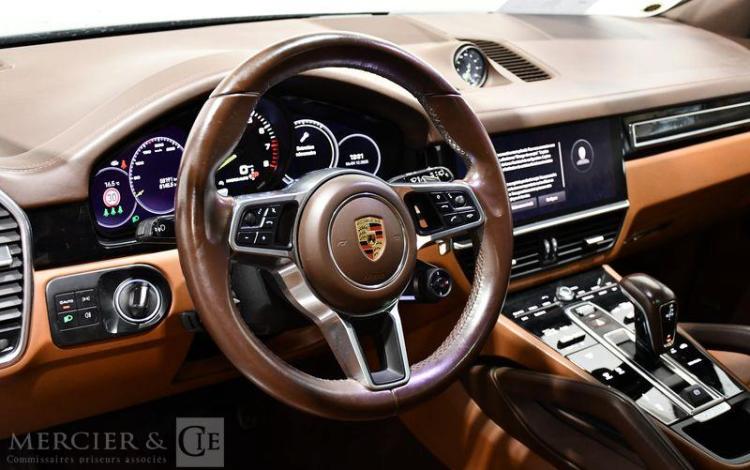 PORSCHE CAYENNE 3,0 E – HYBRID GRIS GC-018-ZC