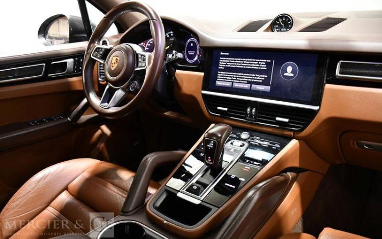 PORSCHE CAYENNE 3,0 E – HYBRID GRIS GC-018-ZC