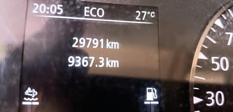 RENAULT MASTER AVEC NACELLE KLUBB KL32 / 10 M -DIESEL – 271 HEURES – 29791 KMS – AN 2016 BLANC GC-197-VK