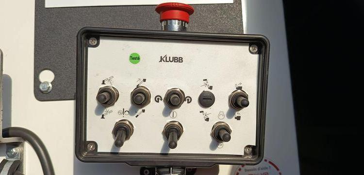 RENAULT MASTER AVEC NACELLE KLUBB KL32 / 10 M -DIESEL – 271 HEURES – 29791 KMS – AN 2016 BLANC GC-197-VK